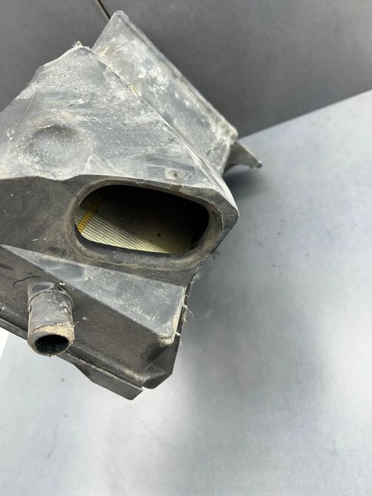 Carcasa filtru aer 1J0129607AE Volkswagen VW Golf 2002