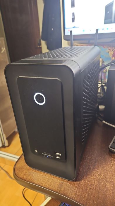 Mini PC Zotac Gaming ZBOX MAGNUS ONE ECM53060C