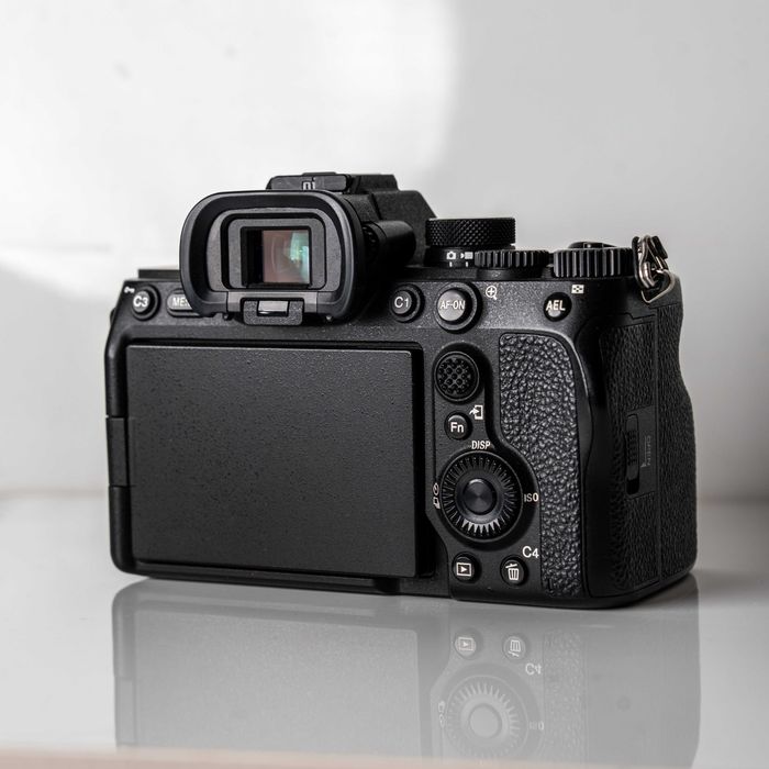 Sony A7 IV body – 250 000 кадъра, отлично състояние