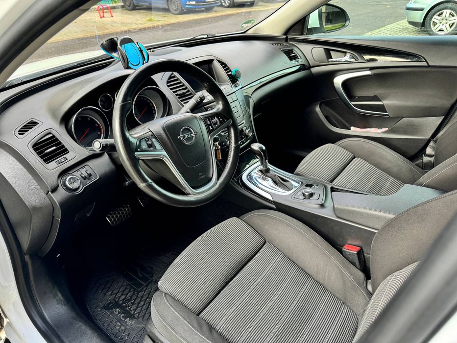 OPEL INSIGNIA sports tourer