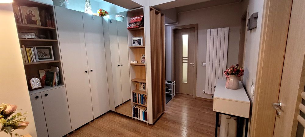 Vând apartament cu 3 camere-Proprietar