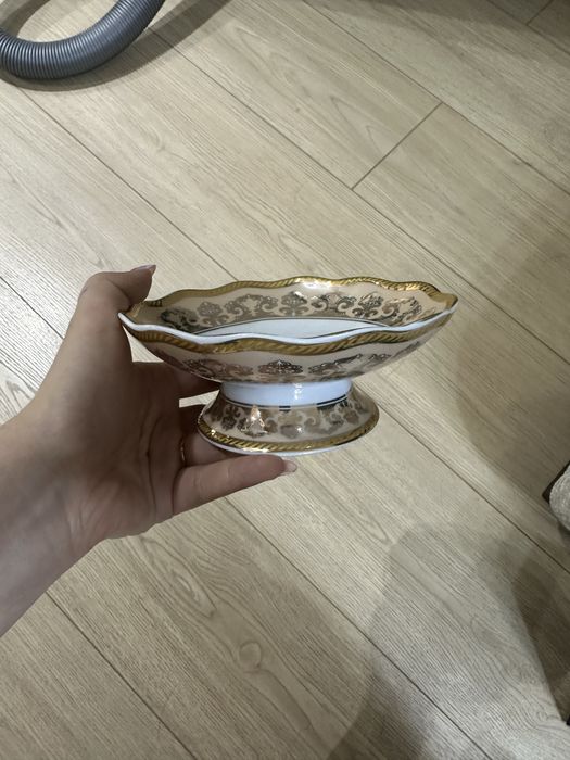 Сервиз фарфоровый набор