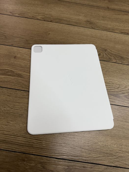 Smart Folio for IPad Pro 13-inch (M4) - white
