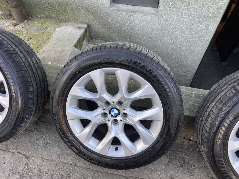 Джантите са 19ки перфектни за BMW X5