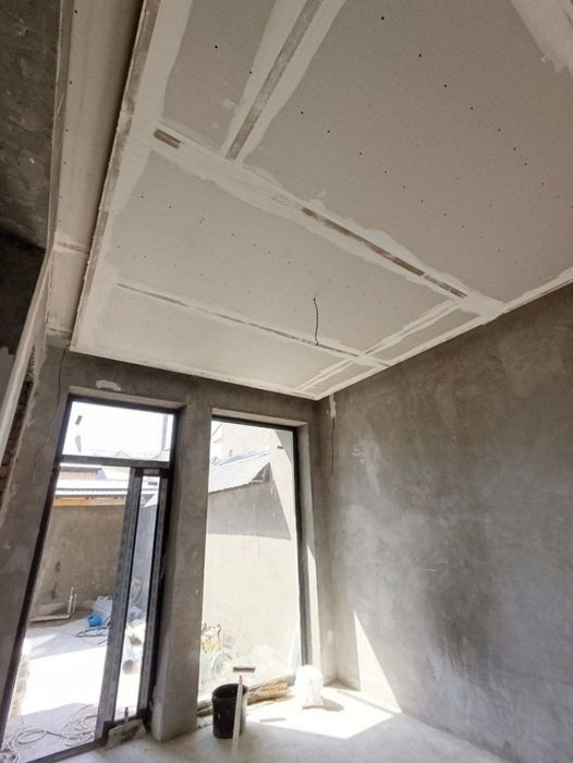 Plastik gipskardon usta