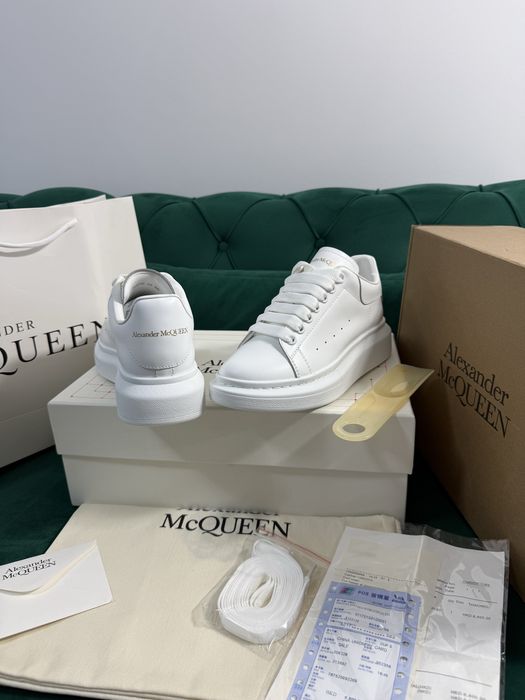 Adidasi Alexander McQueen piele naturala 100% Full Box colectie noua