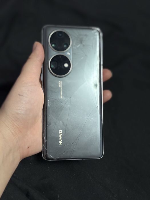 Huawei p50 pro в хорошем состоянии