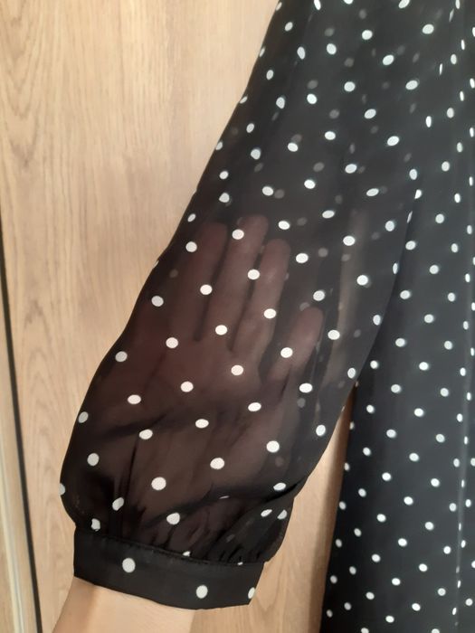 Платье черное в белый горошек