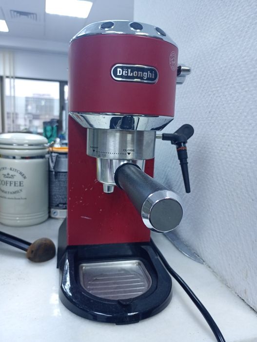 Aparat cafea De Longhi