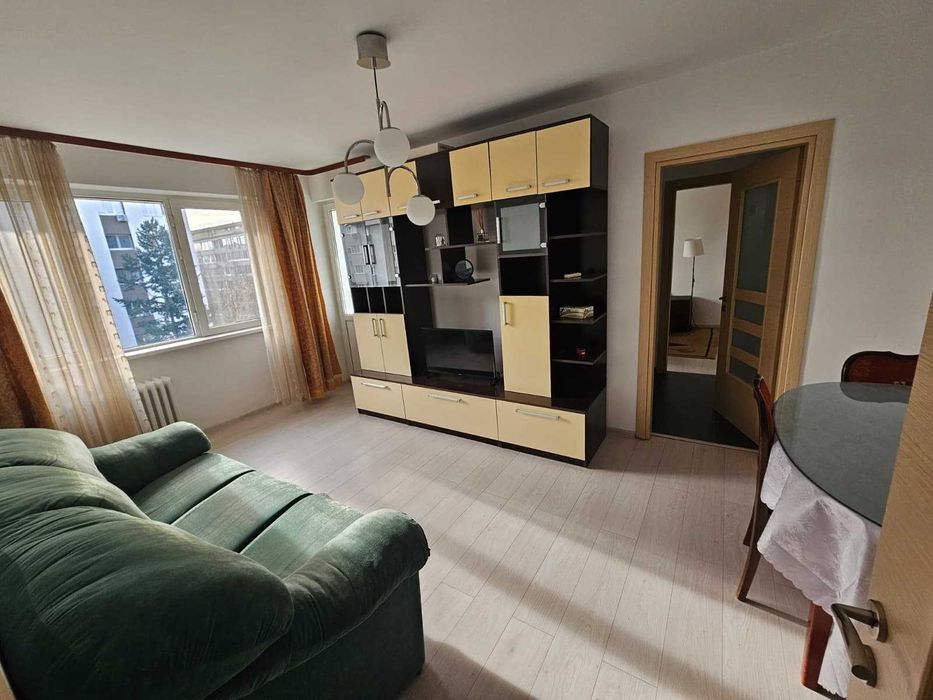 Canapea 3 locuri extensibila