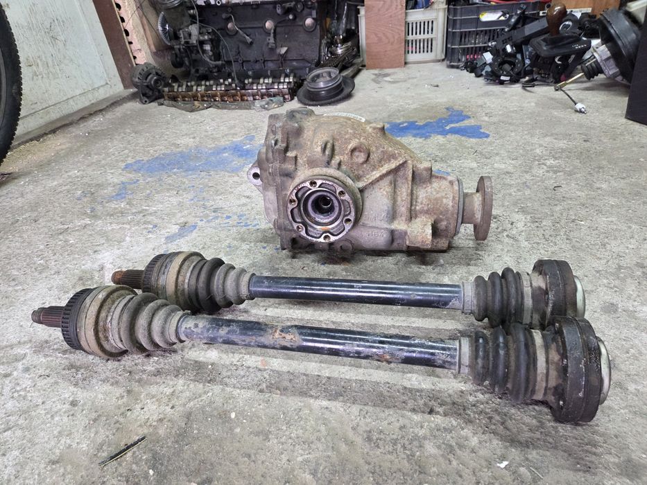 Продавам диференциал 3.07 и полуоски от BMW 328 E46