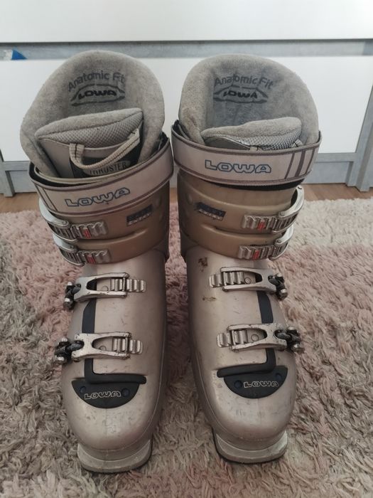 Clapari Lowa SC  Lady 200