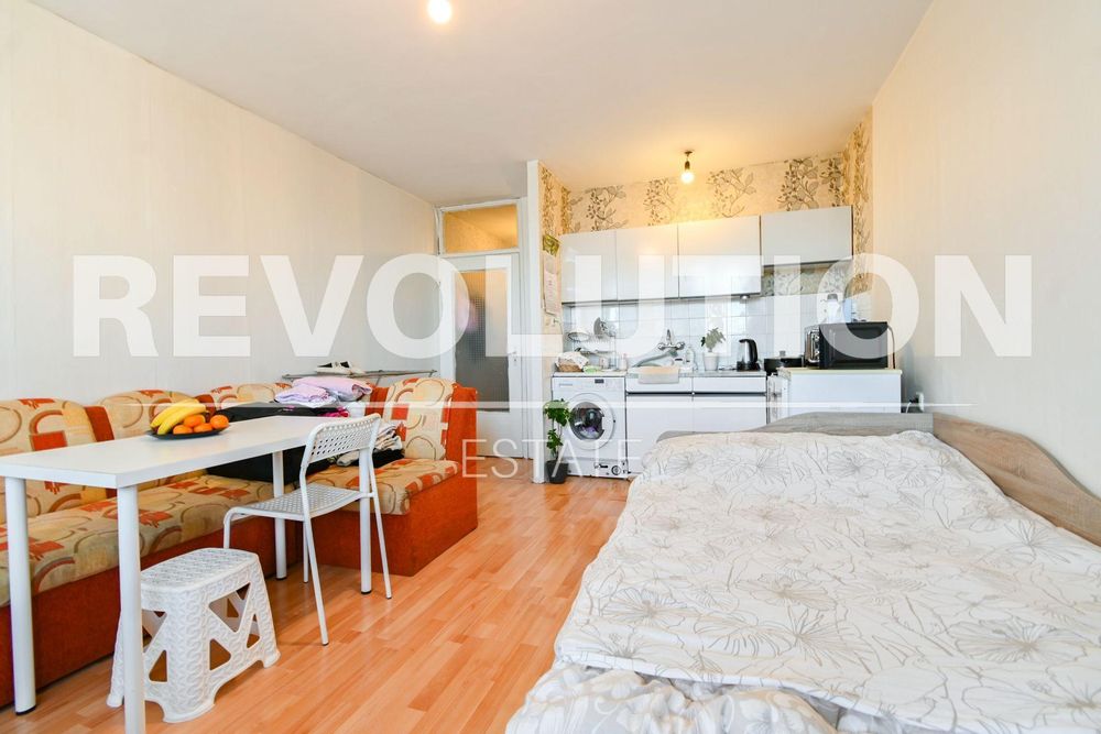 Едностаен апартамент в ж.к. Сухата река.