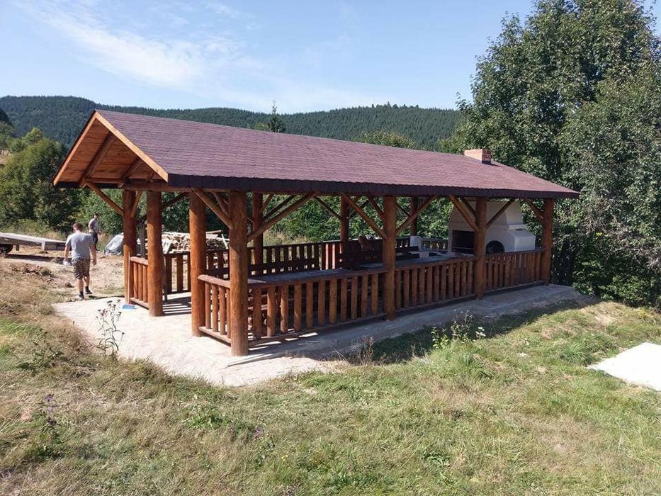 Vindem foisoare si terase la gata