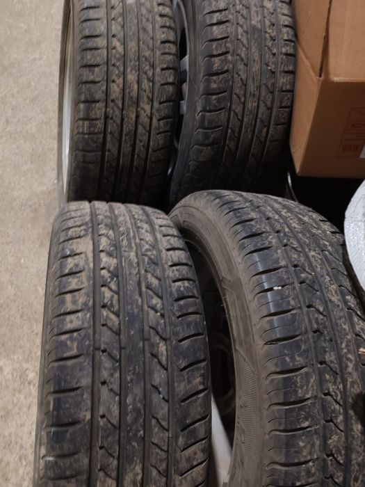 Продам диски оригинал с резиной от АВЕО