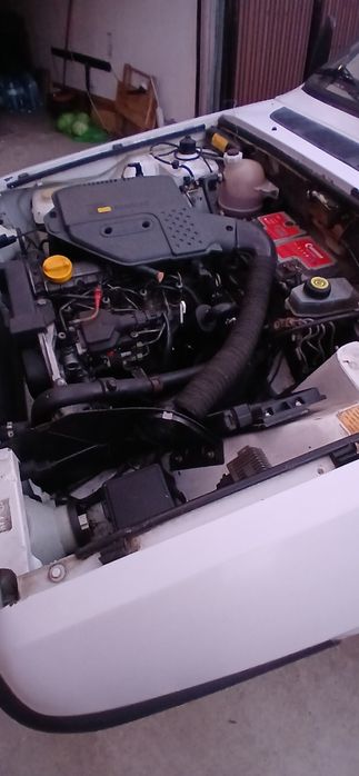 Dacia papuc 4x4 la manetă