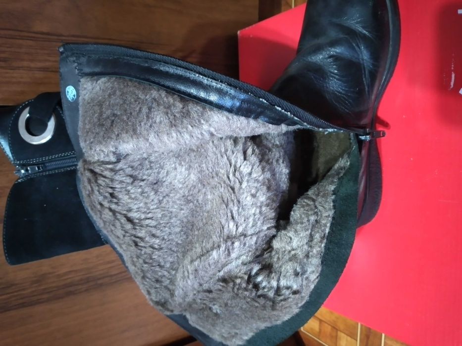 Сапоги детские на девочку.