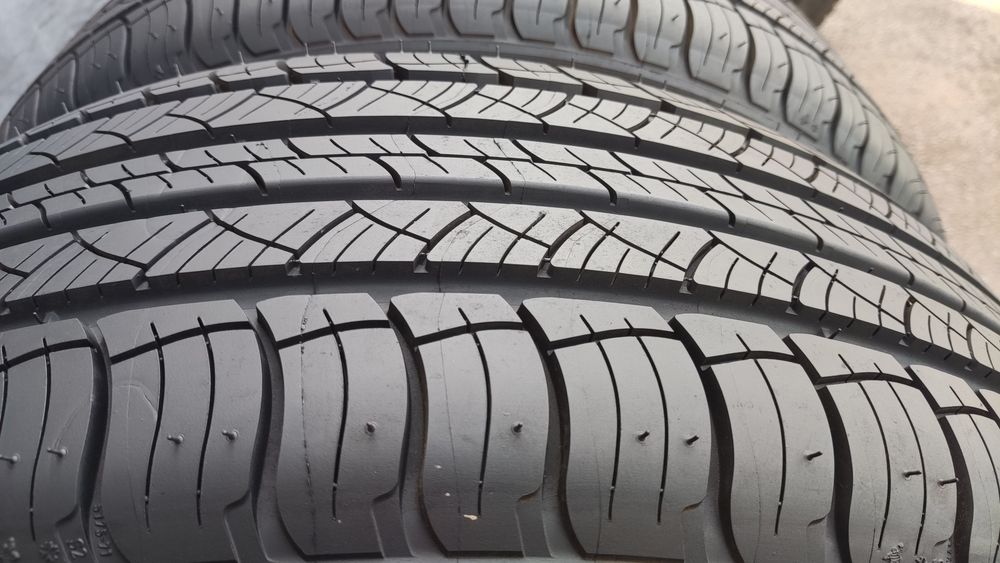 4бр, всесезонни гуми 235/60/18 Michelin Latitude Tour HP, XL подсилени