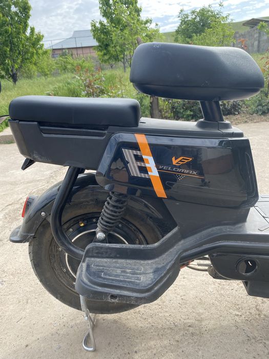 Электроскутер веломакс