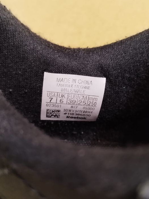 Reebok din piele mărimea 39