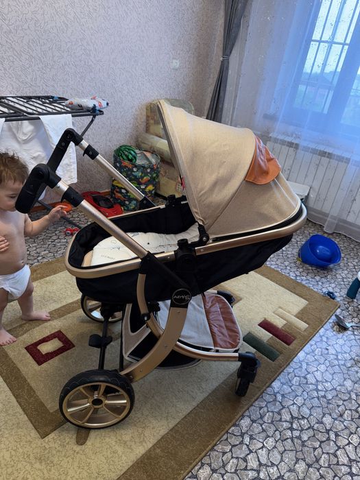 Детская коляска в отличном состоянии