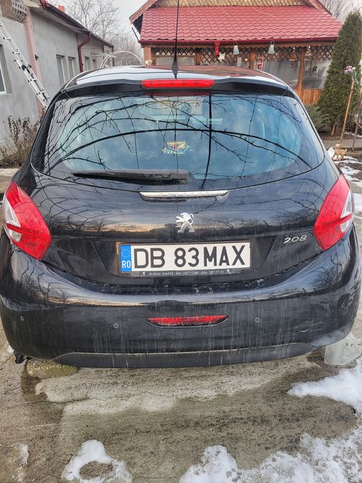 Vand  auto 2014 benzina