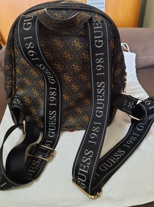 Оригинална раница Guess