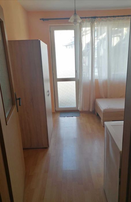 Дава се под наем Едностаен апартамент в Варна, Зимно кино Тракия - 35 кв.м за 255 € - Снимка #3