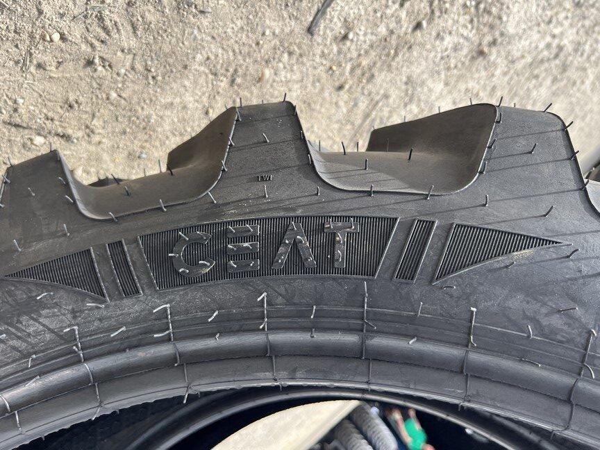 Anvelopa 210/95 R32 CEAT FARMAX RC 117D/12018 TL (8.3R32)  Cauciucuri tractor, Fiat, Case, Fendt, John Deere, New Holland, Massey Ferguson, UTB   Cauc