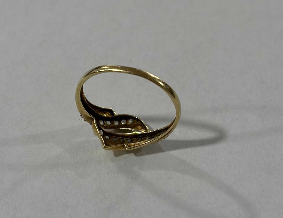 Златен пръстен 14 карата 1.98гр проба 585