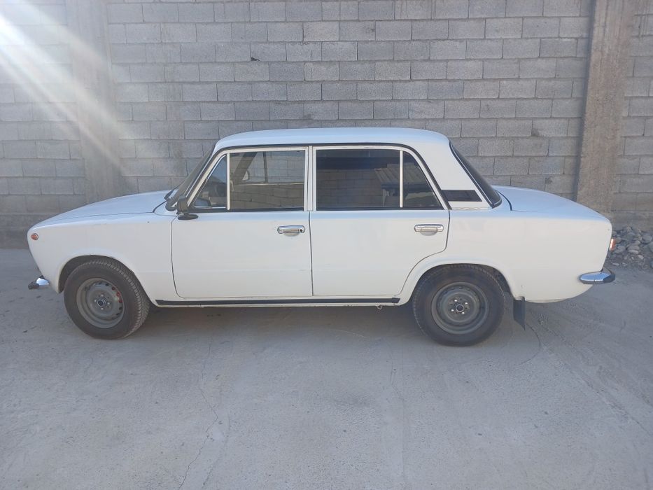 VAZ 21010 xolati zor Yurb turgan moshina