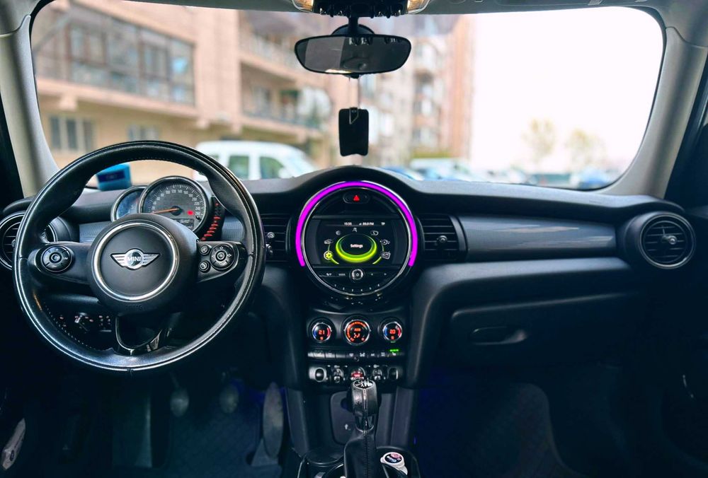 Vand/Schimb MINI COOPER ONE D–4 UȘI+PACHET PEPPER-Prima propr în Ro