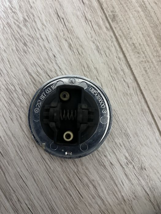 Оригинални емблеми Мерцедес