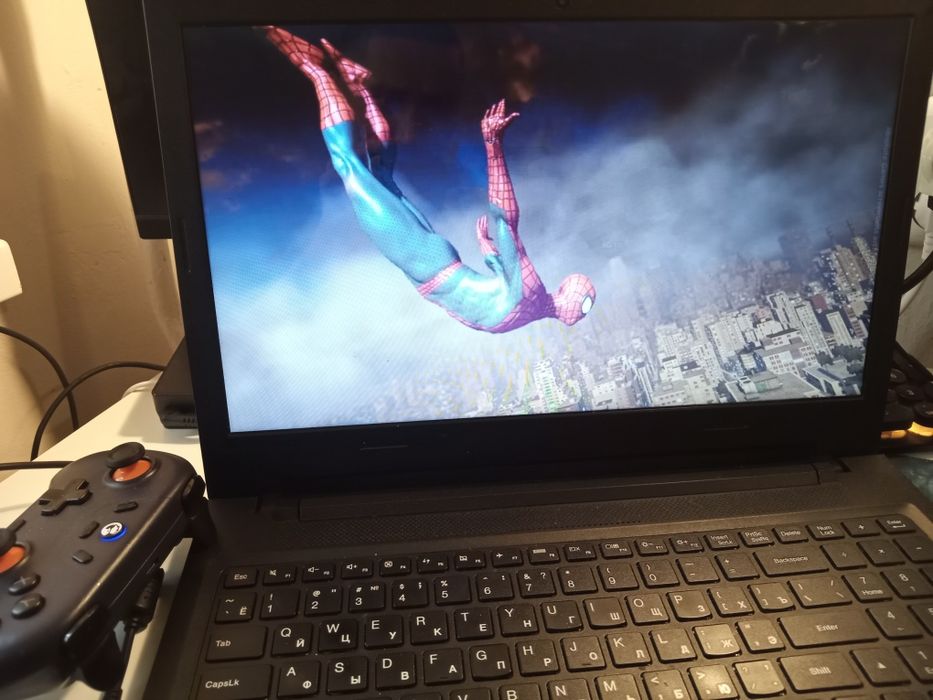 Игровой ноутбук lenovo