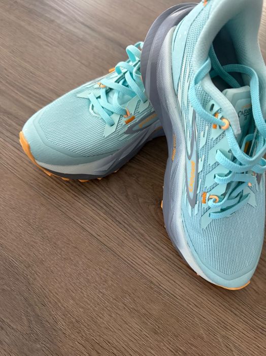Adidas damă Brooks Cascadia 19