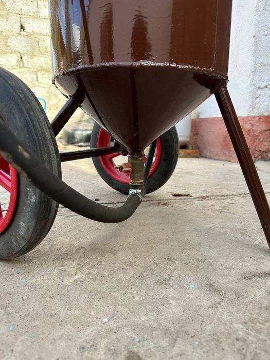 Пескоструй аппарат с конусом для..