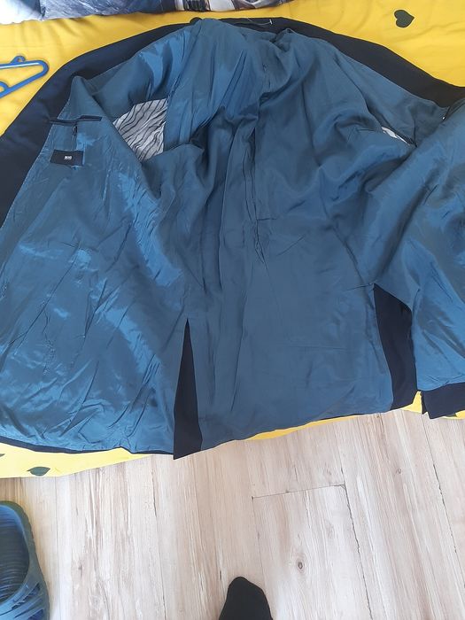 Sacou original HUGO BOSS marimea XXL