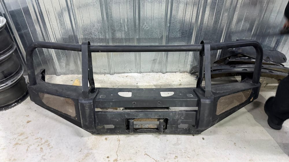 Бампер силовой land cruiser 100/105