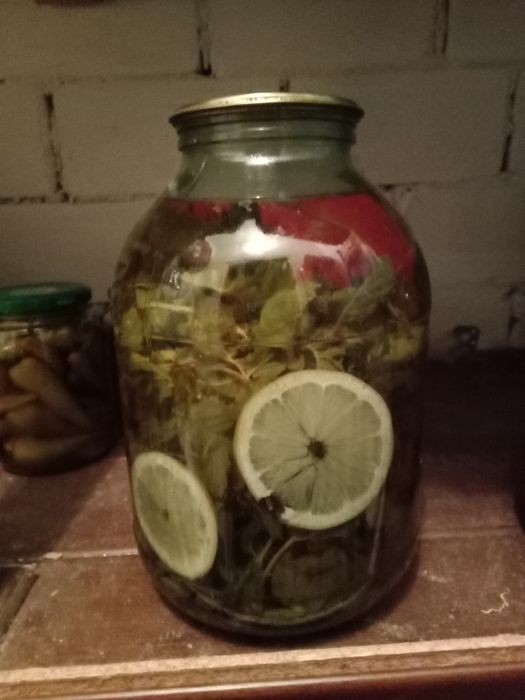 Вишневый компот и соленья