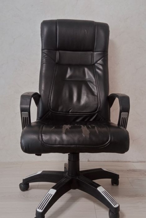 Продам Офисное Кресло