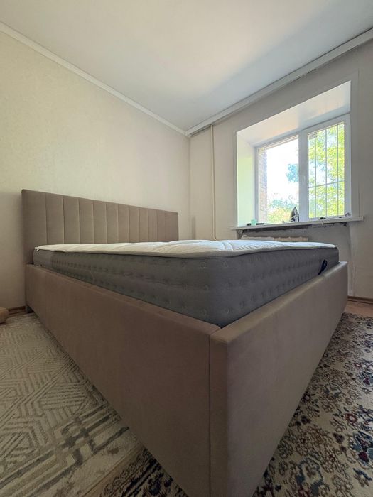 Продам кровать и матрац