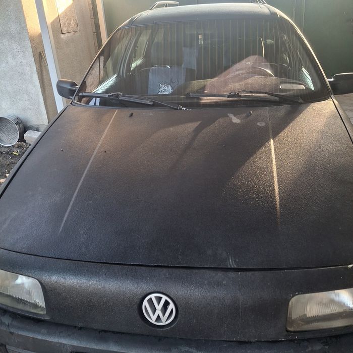 Продаю пассат универсал б3