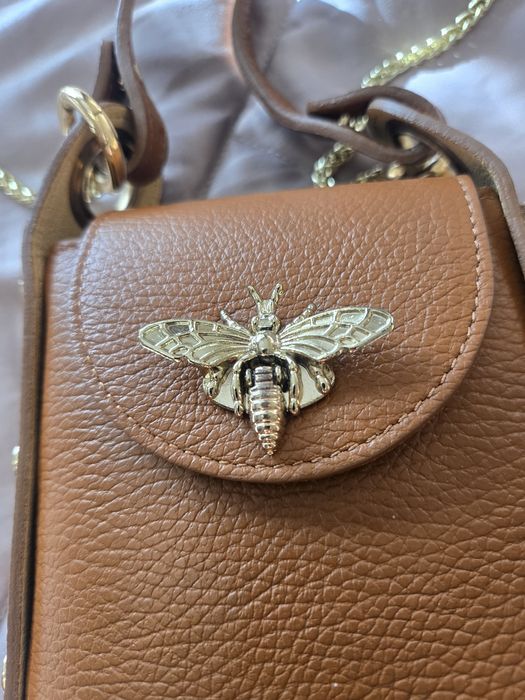 Малка чантичка цвят кафяв