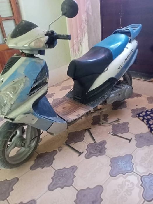 Squter sotiladi yurib duribdi