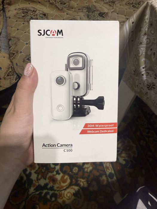 Продам экшн- камеру
