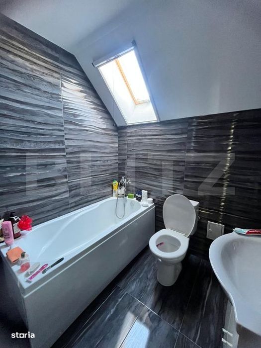 Apartament 2 camere, etaj 3, zona Sud
