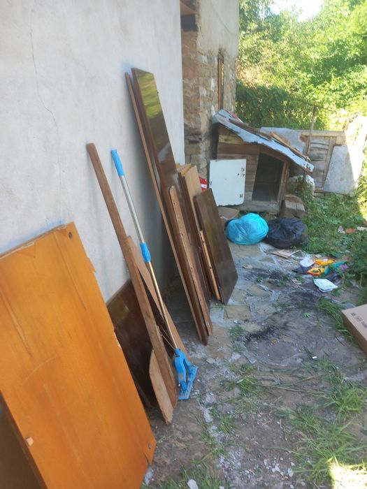 Почистване и освобождаване на апартаменти къщи мазета тавани гаражи