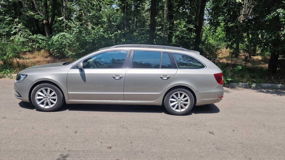 SKODA Superb 2013 — imagine 2