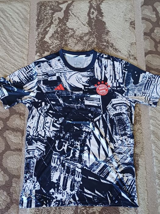 Продаю футбольные джерси