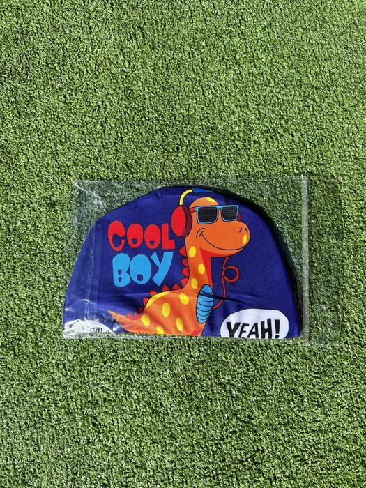 Цветни детски плувни шапки- забавни и удобни!